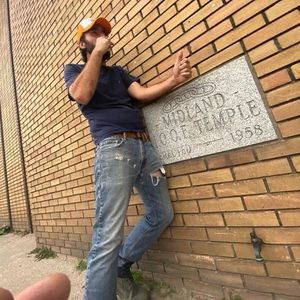 Meet your Posher, Brandon